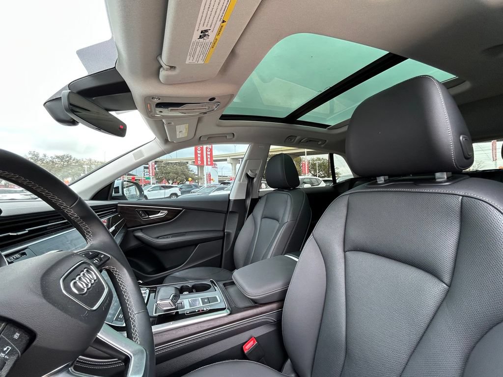 Used 2023 Audi Q8 Premium Plus w/ Premium Plus Package AWD/4WD image 12