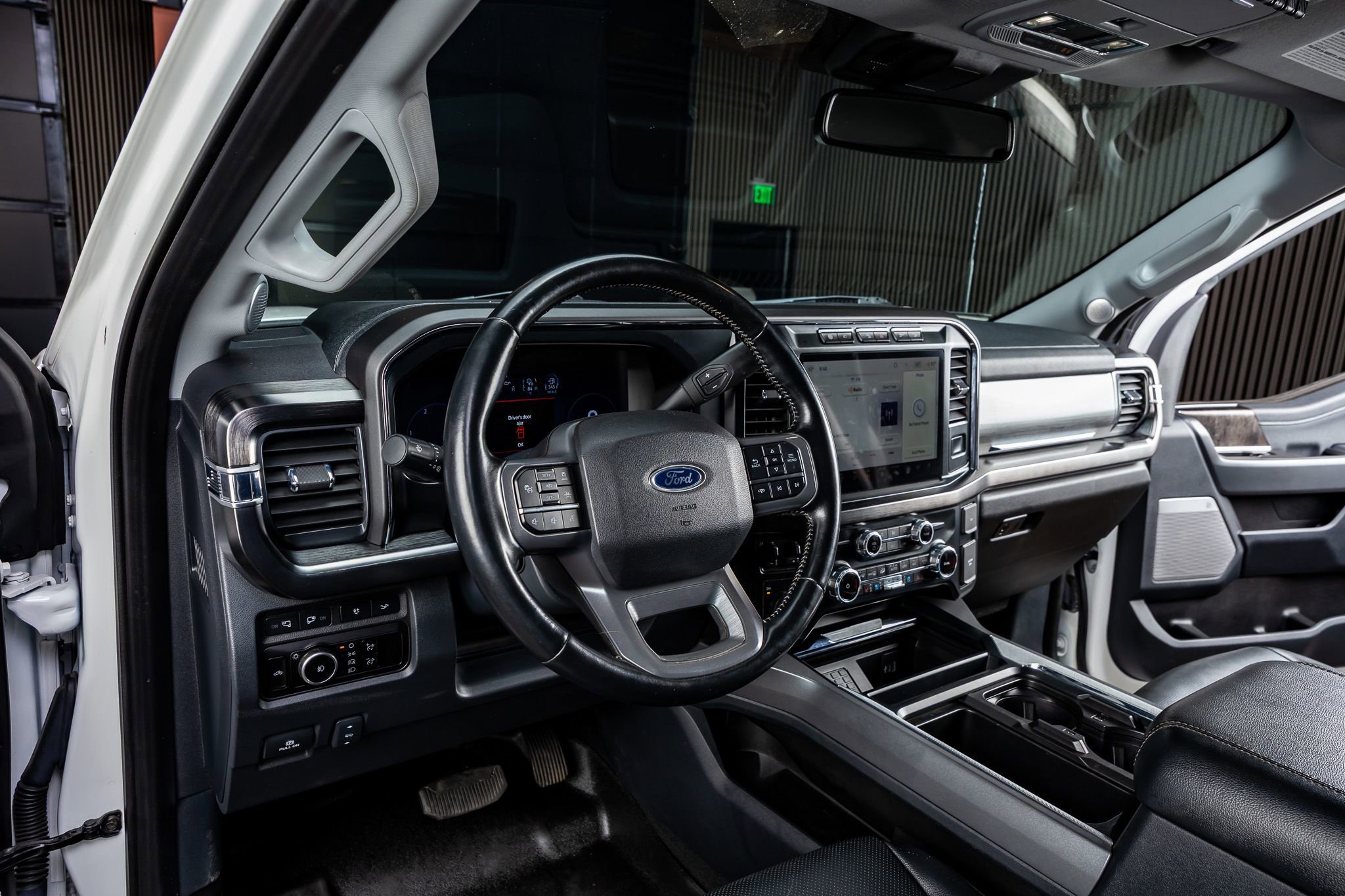 Used 2023 Ford F450 Lariat w/ Lariat Ultimate Package image 17