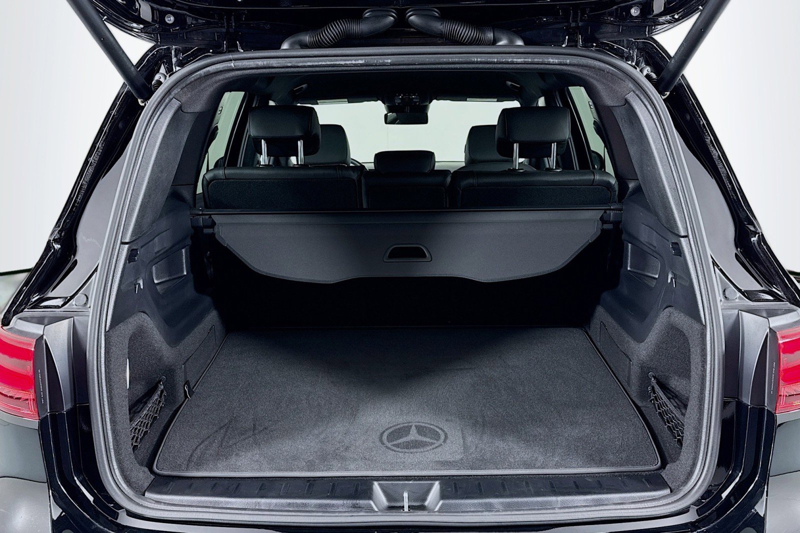 Certified 2025 Mercedes-Benz GLB 250 image 22