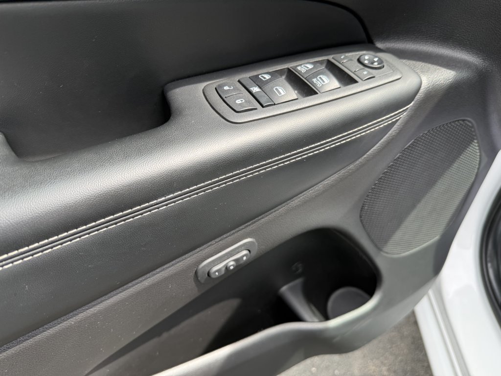 Used 2021 Jeep Grand Cherokee Limited w/ Quick Order Package 28K 80th AWD/4WD image 19