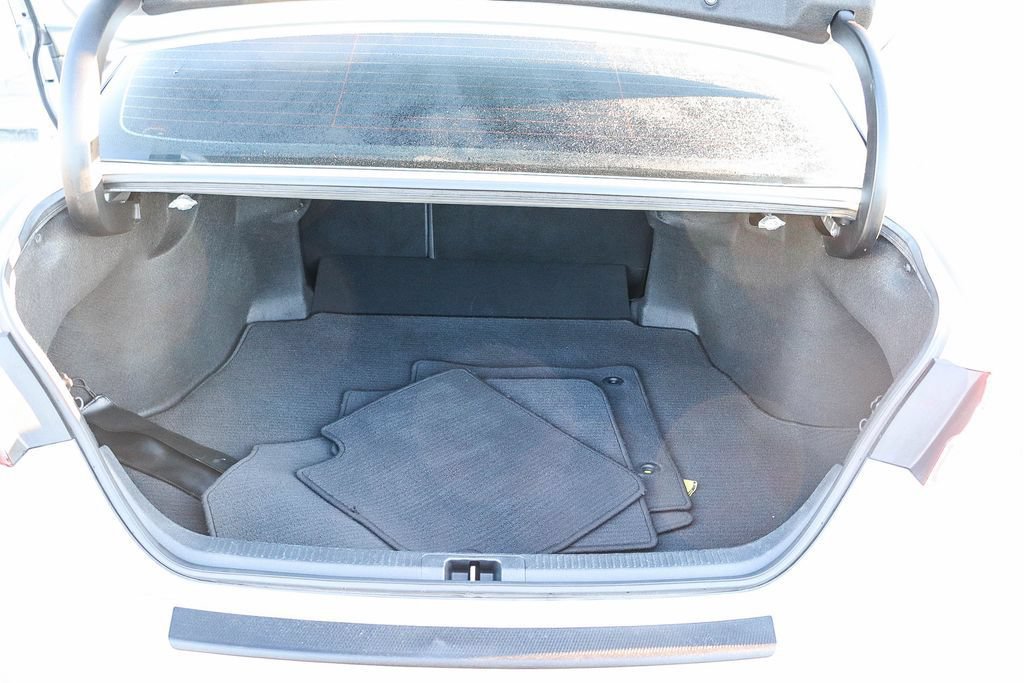 Used 2021 Toyota Camry XSE w/ Navigation Package FWD image 29