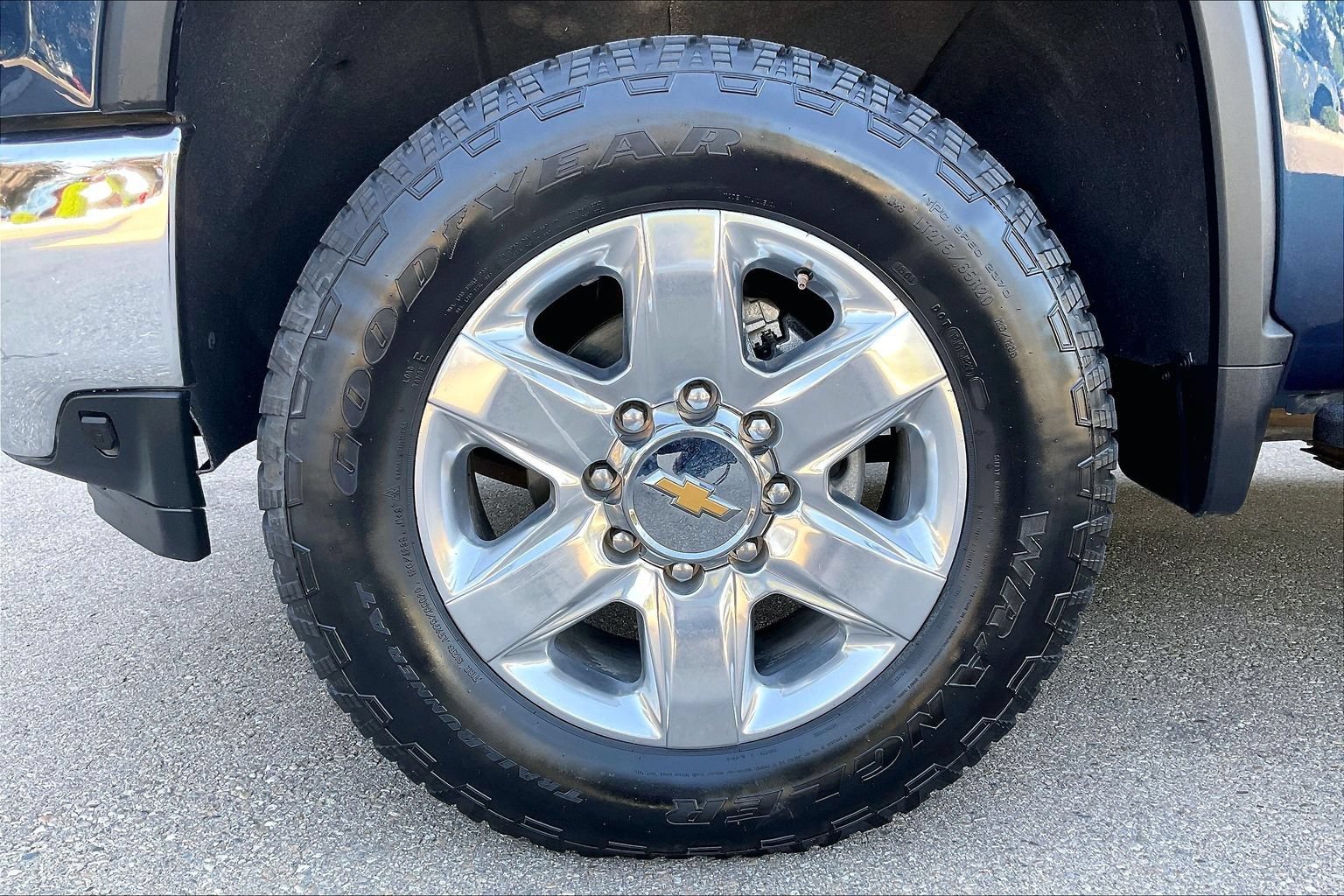 Used 2021 Chevrolet Silverado 3500 LTZ AWD/4WD image 25