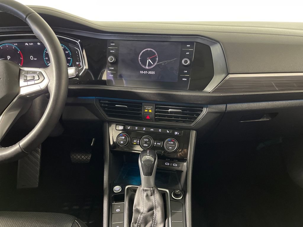 Used 2022 Volkswagen Jetta SEL image 15