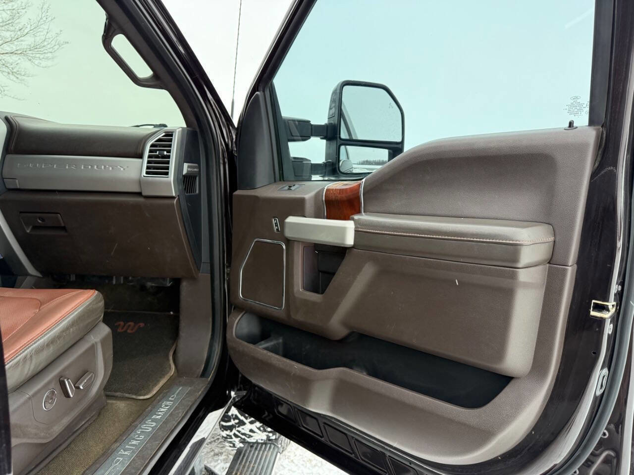 Used 2018 Ford F250 King Ranch w/ King Ranch Ultimate Package image 19