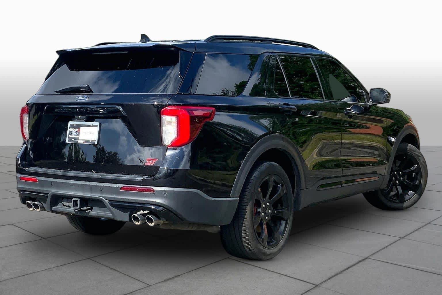Used 2023 Ford Explorer ST w/ Equipment Group 401A AWD/4WD image 13