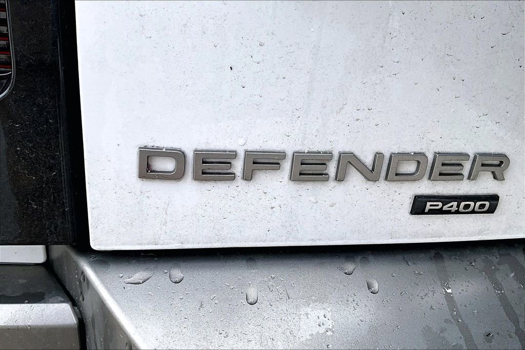 Used 2021 Land Rover Defender 110 X-Dynamic HSE image 24