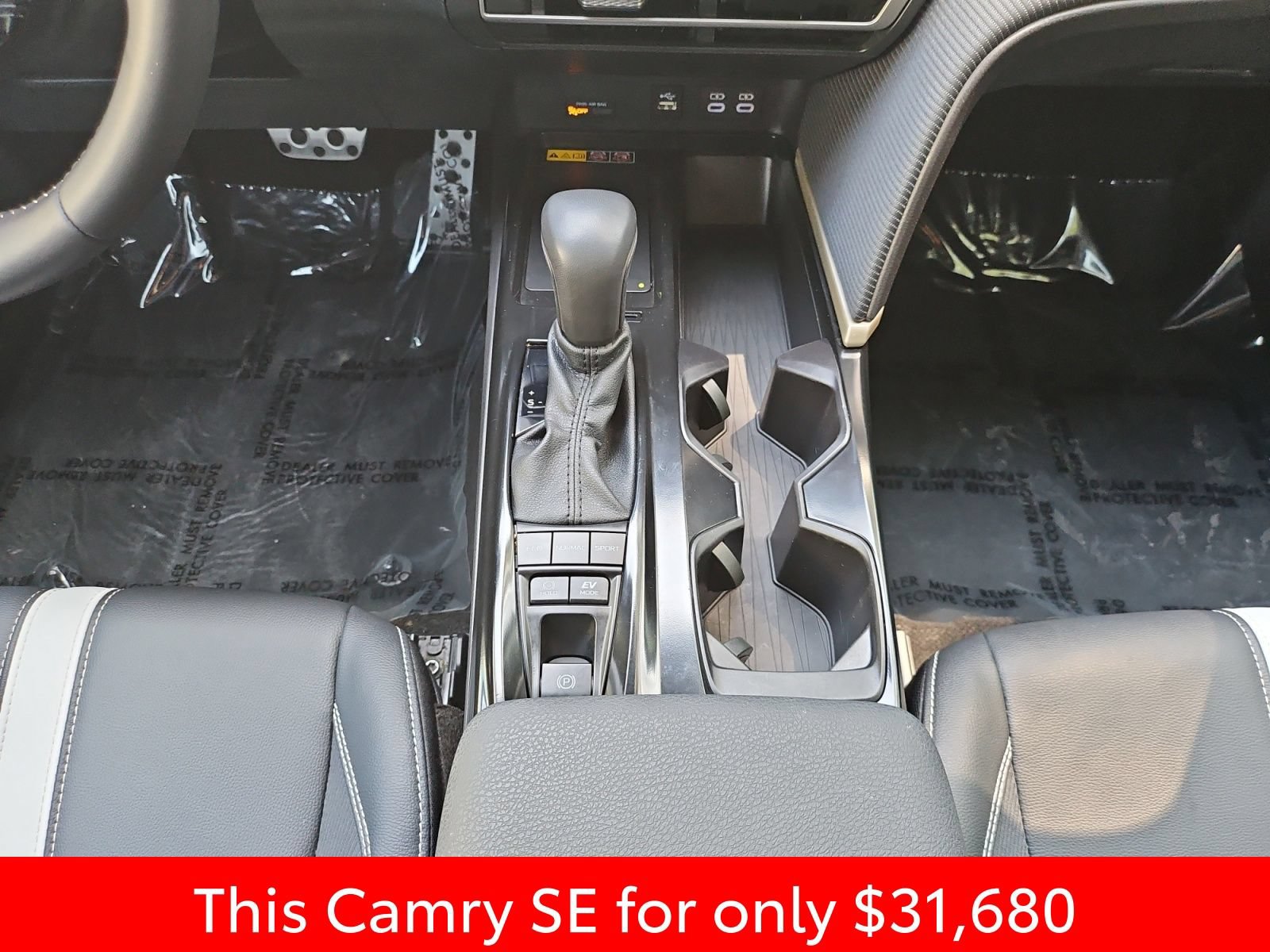 Used 2025 Toyota Camry SE FWD image 31