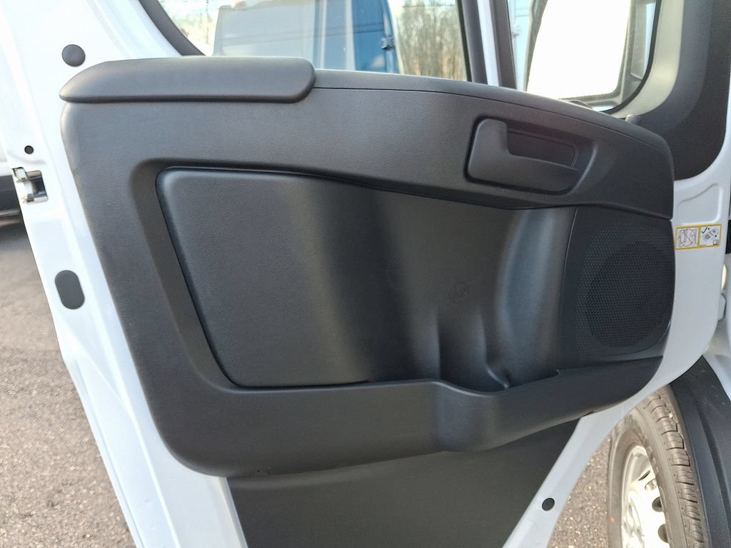 New 2026 RAM ProMaster 2500 w/ Convenience Group FWD image 9