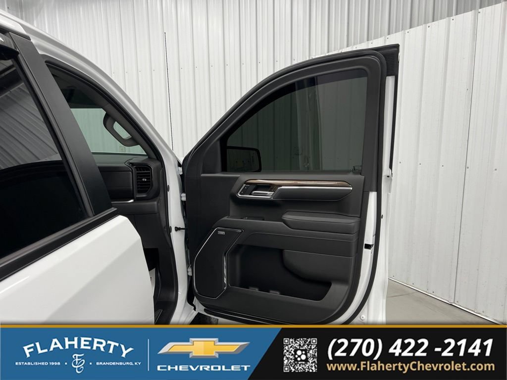 Used 2025 Chevrolet Silverado 1500 RST w/ RST All Star Premium Package AWD/4WD image 14