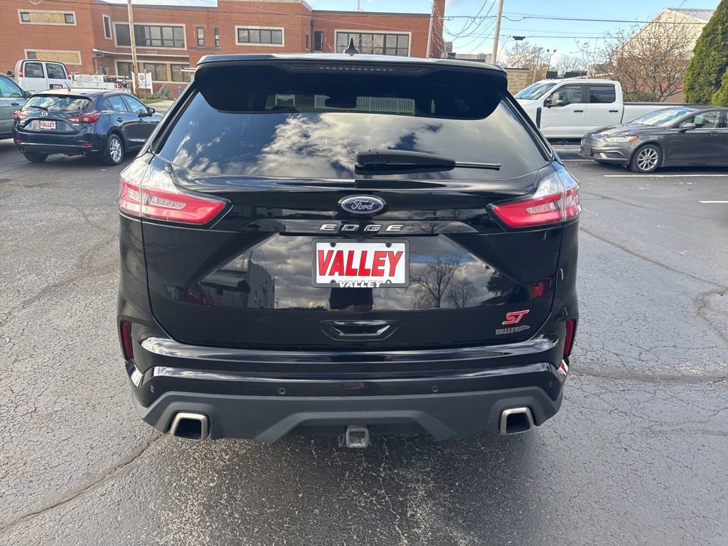 Used 2022 Ford Edge ST image 10