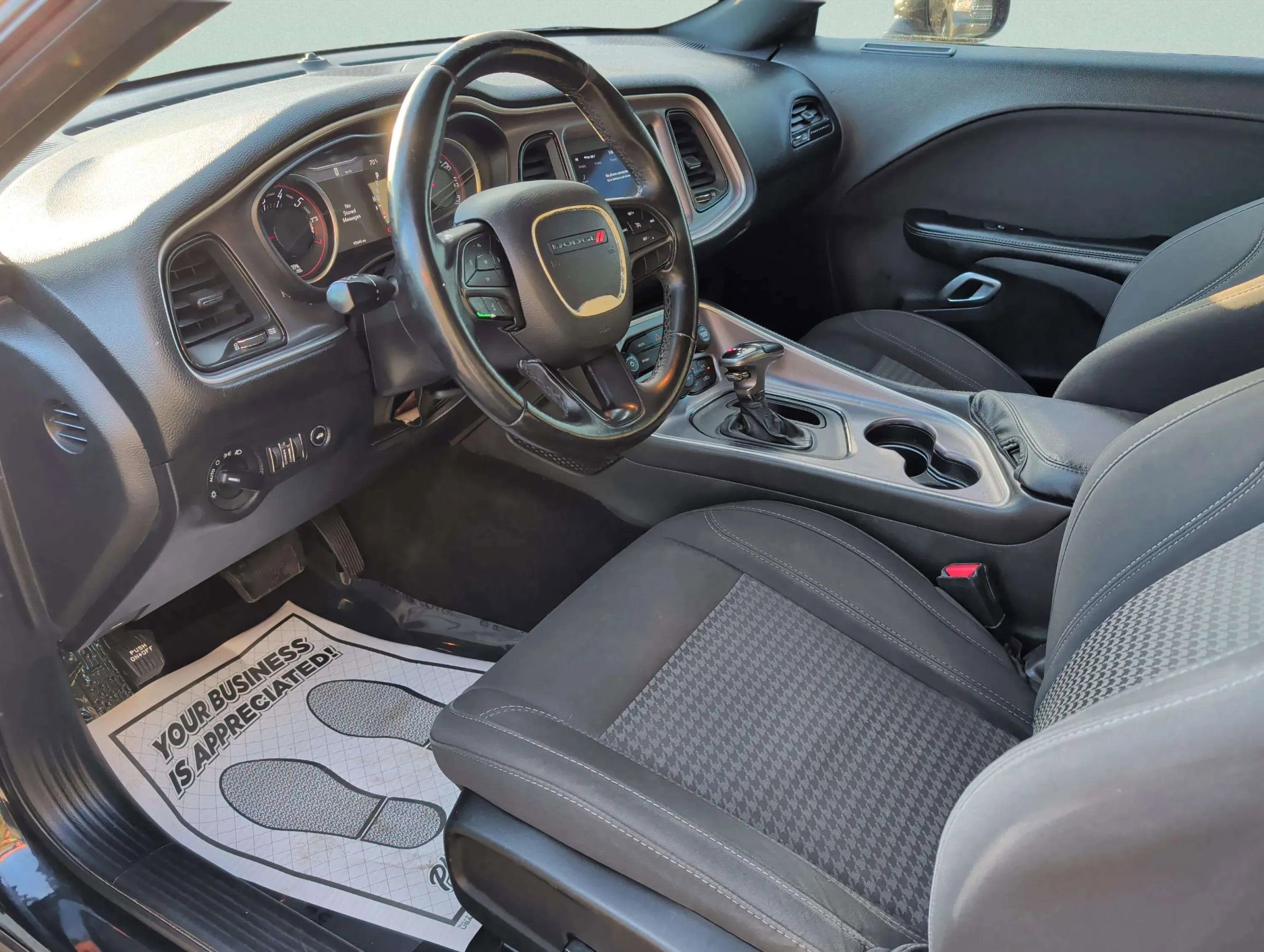 Used 2019 Dodge Challenger SXT AWD/4WD image 28