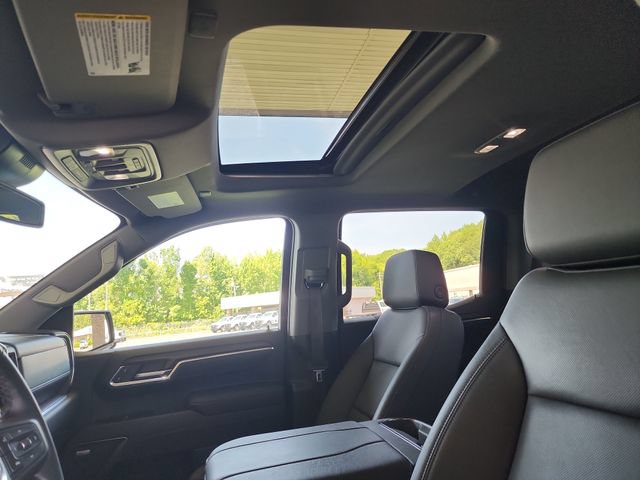 Used 2025 GMC Sierra 1500 SLT w/ SLT Premium Plus Package AWD/4WD image 12
