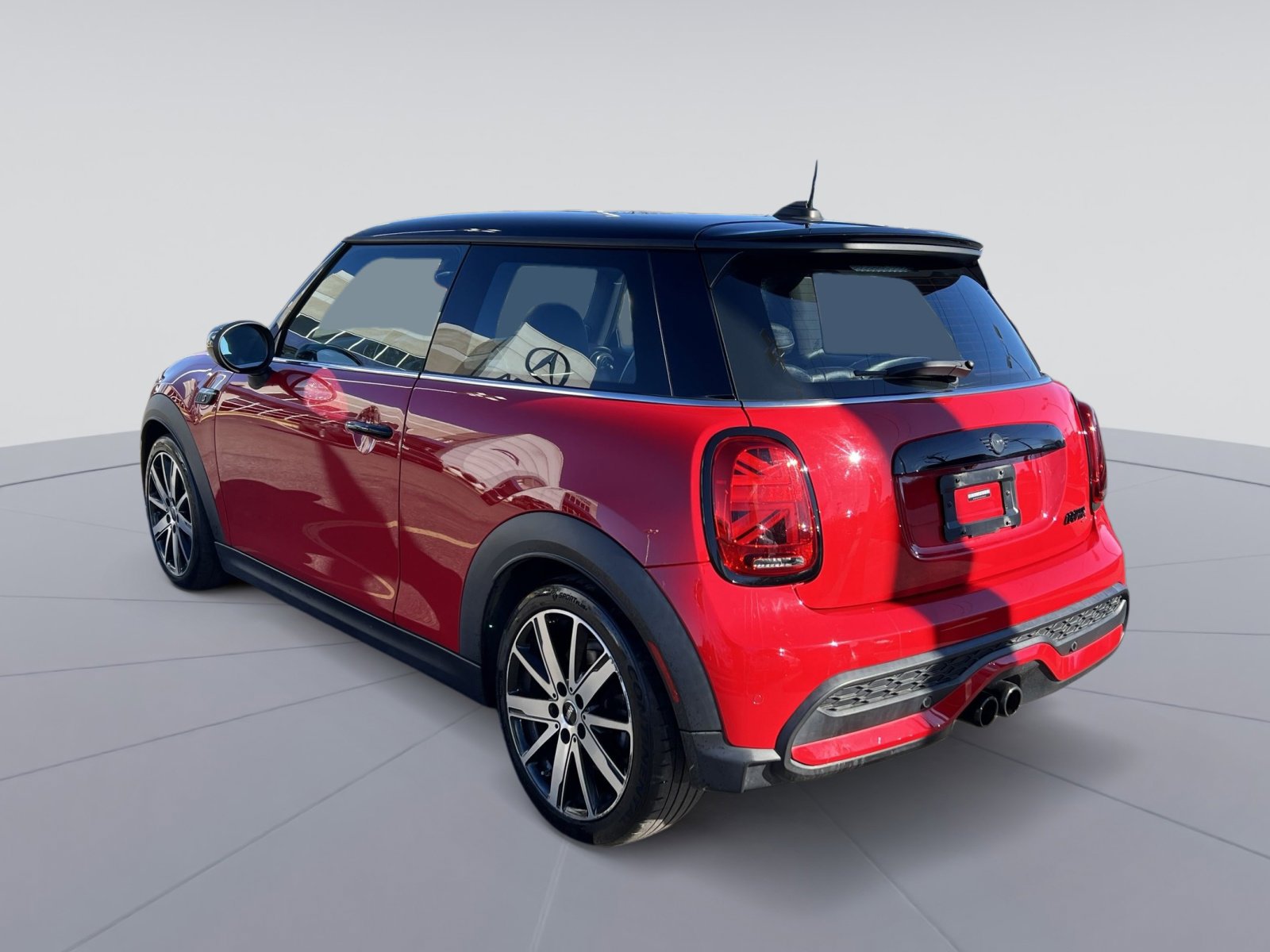 Used 2022 MINI Cooper S w/ Premium Package image 7