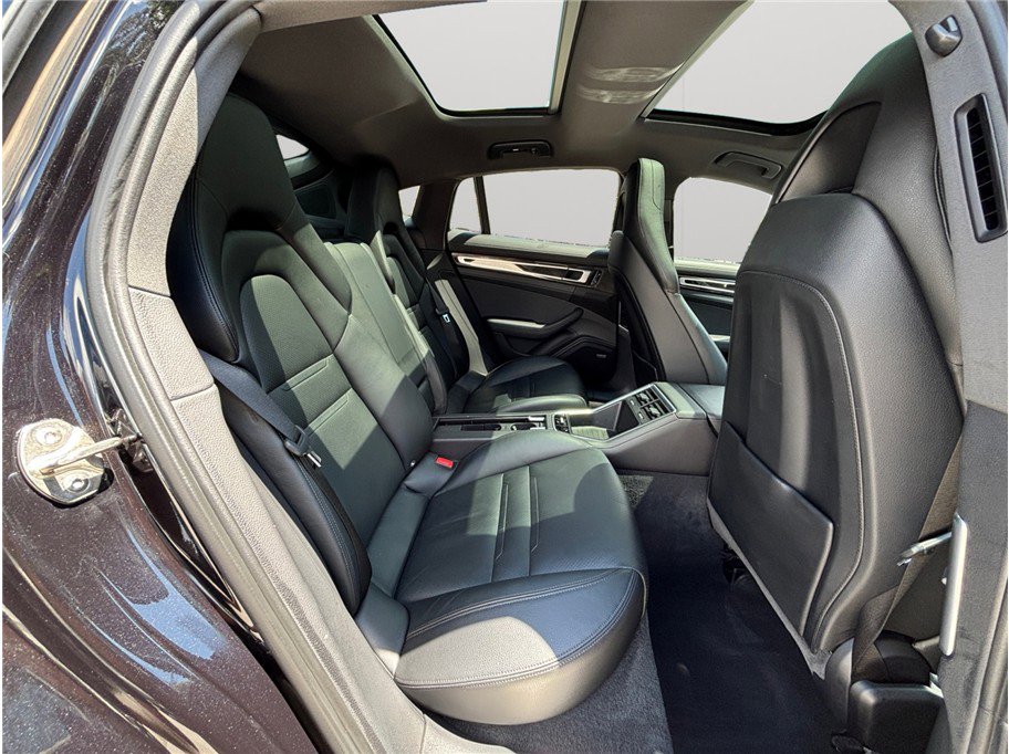 Used 2017 Porsche Panamera 4S image 45