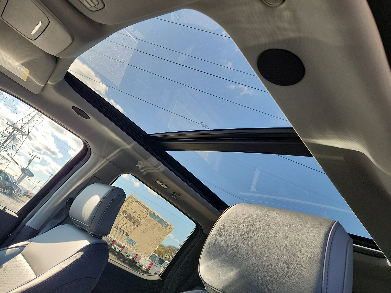 New 2025 Ford F150 Lariat w/ Equipment Group 502A High image 10