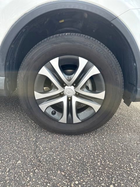 Used 2016 Toyota RAV4 LE image 26