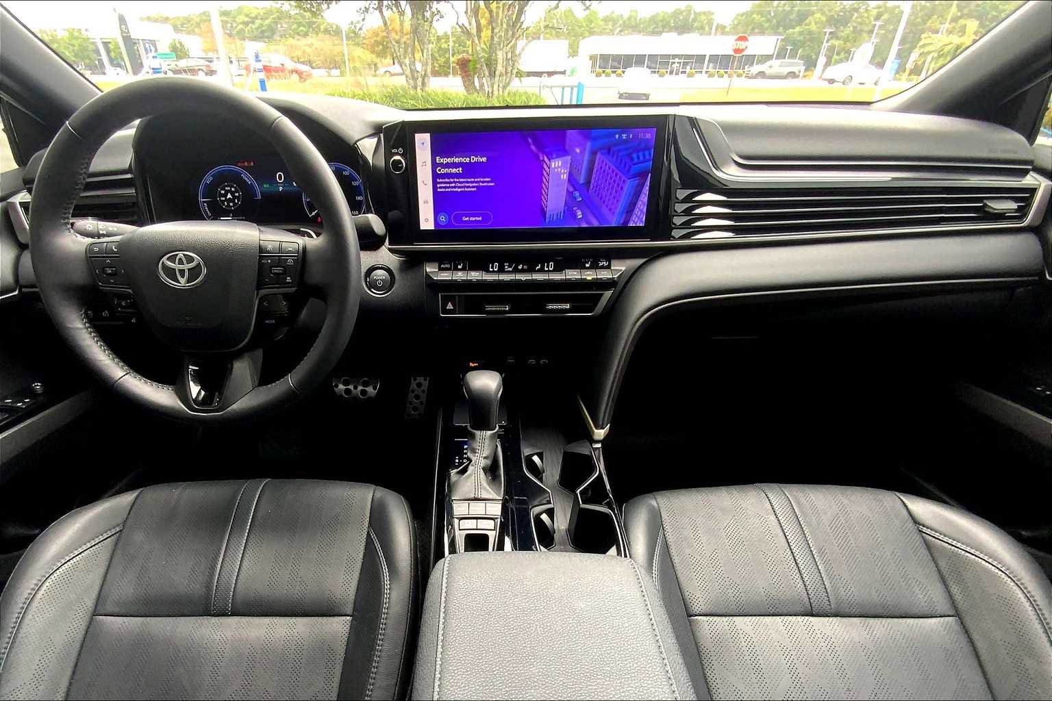 Used 2025 Toyota Camry XSE image 15