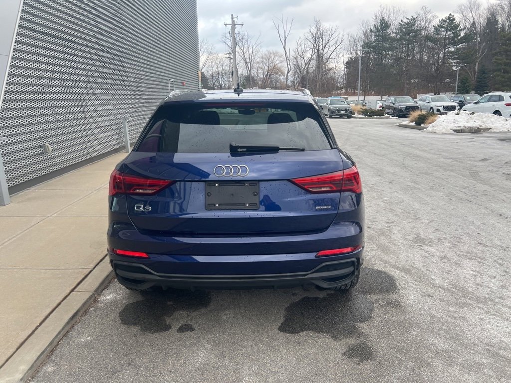 Used 2023 Audi Q3 2.0T Premium Plus image 27