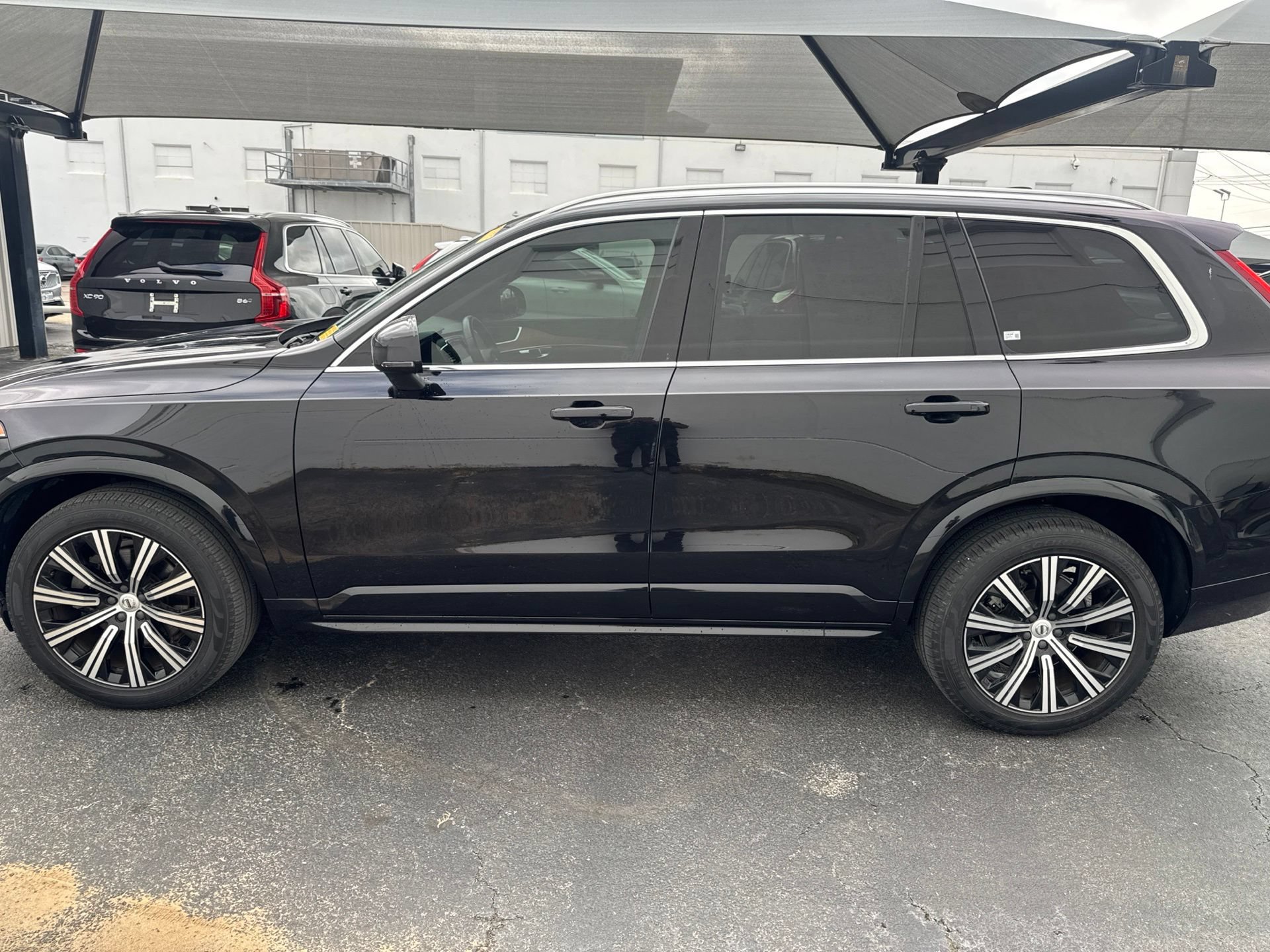 Used 2023 Volvo XC90 B6 Core w/ Protection Package Premier AWD/4WD image 8