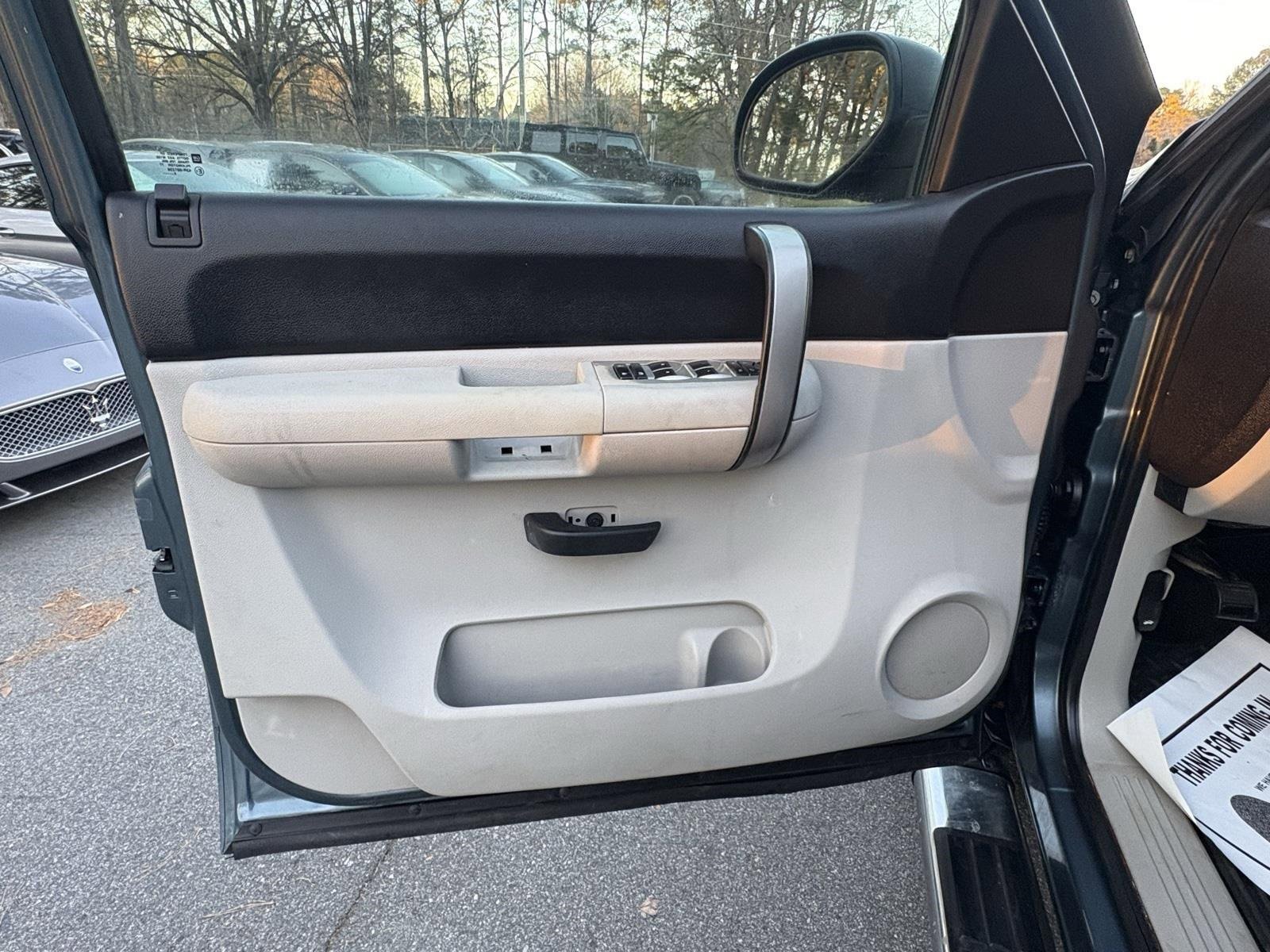 Used 2009 Chevrolet Silverado 1500 LT w/ Power Pack Plus image 17