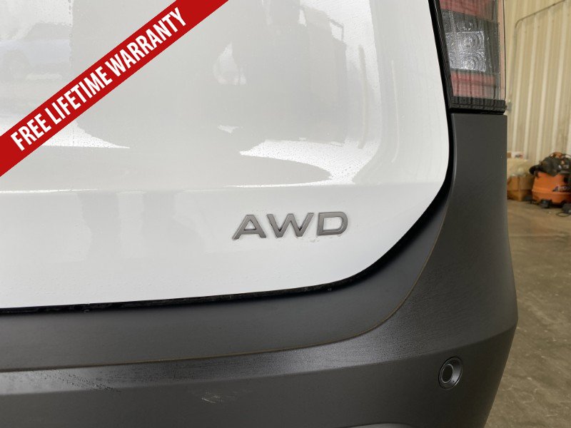 New 2026 Nissan Kicks SV w/ Cold Weather Package AWD/4WD image 11