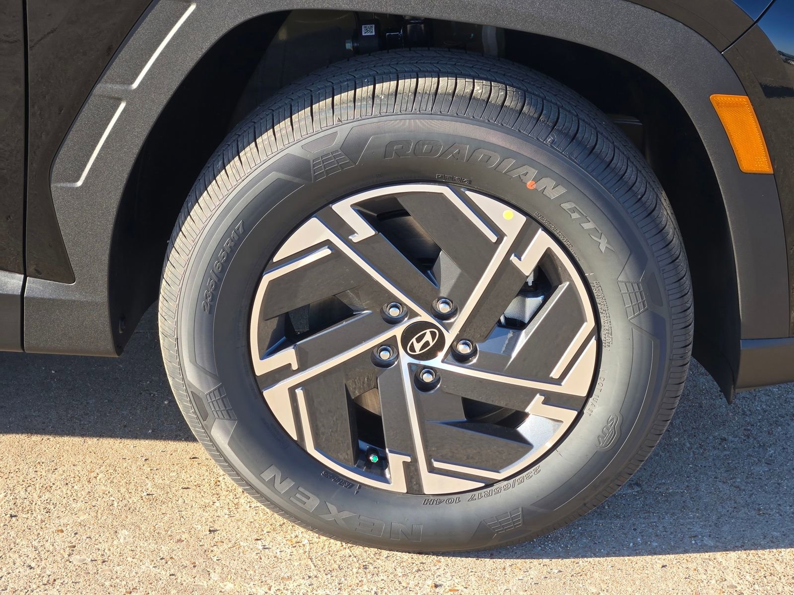 New 2026 Hyundai Tucson Blue SE image 7