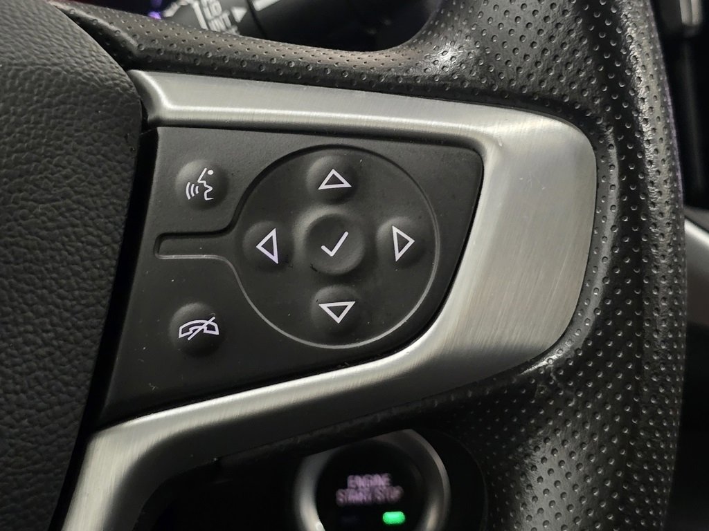 Used 2023 GMC Terrain SLE image 29