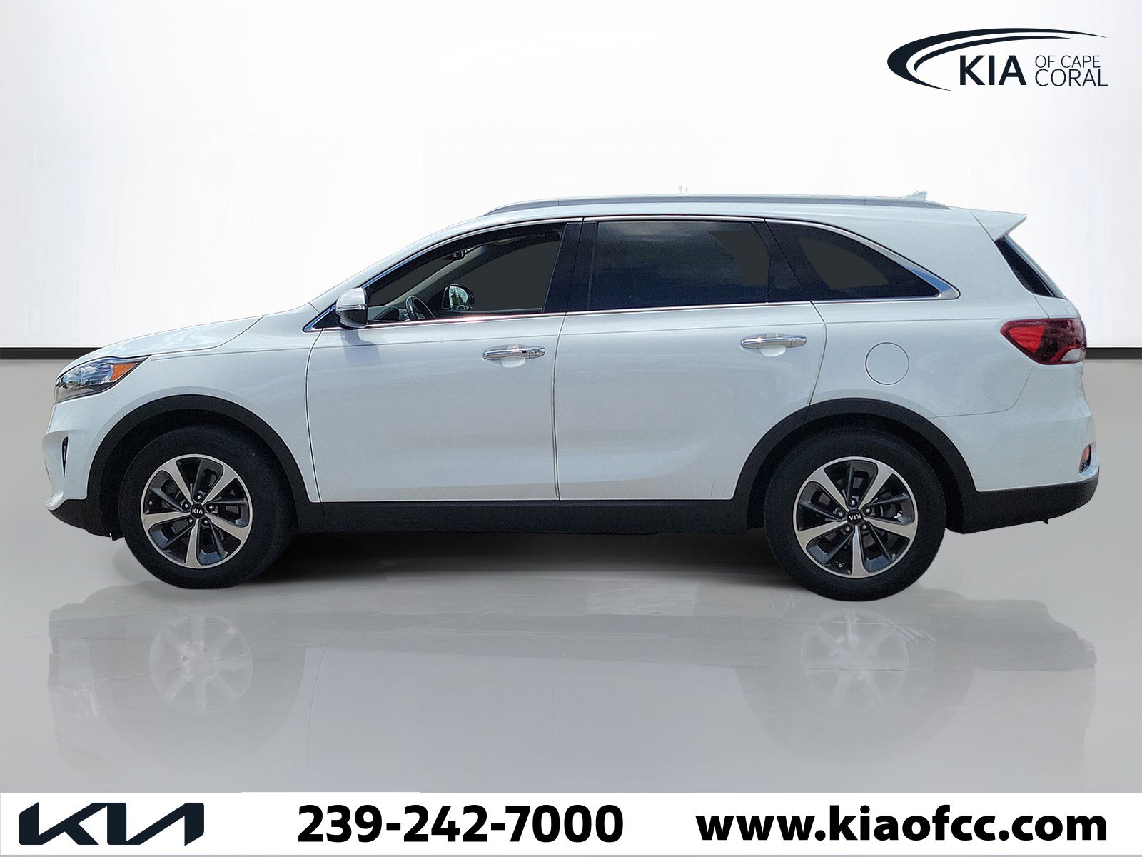 Certified 2019 Kia Sorento EX FWD image 4