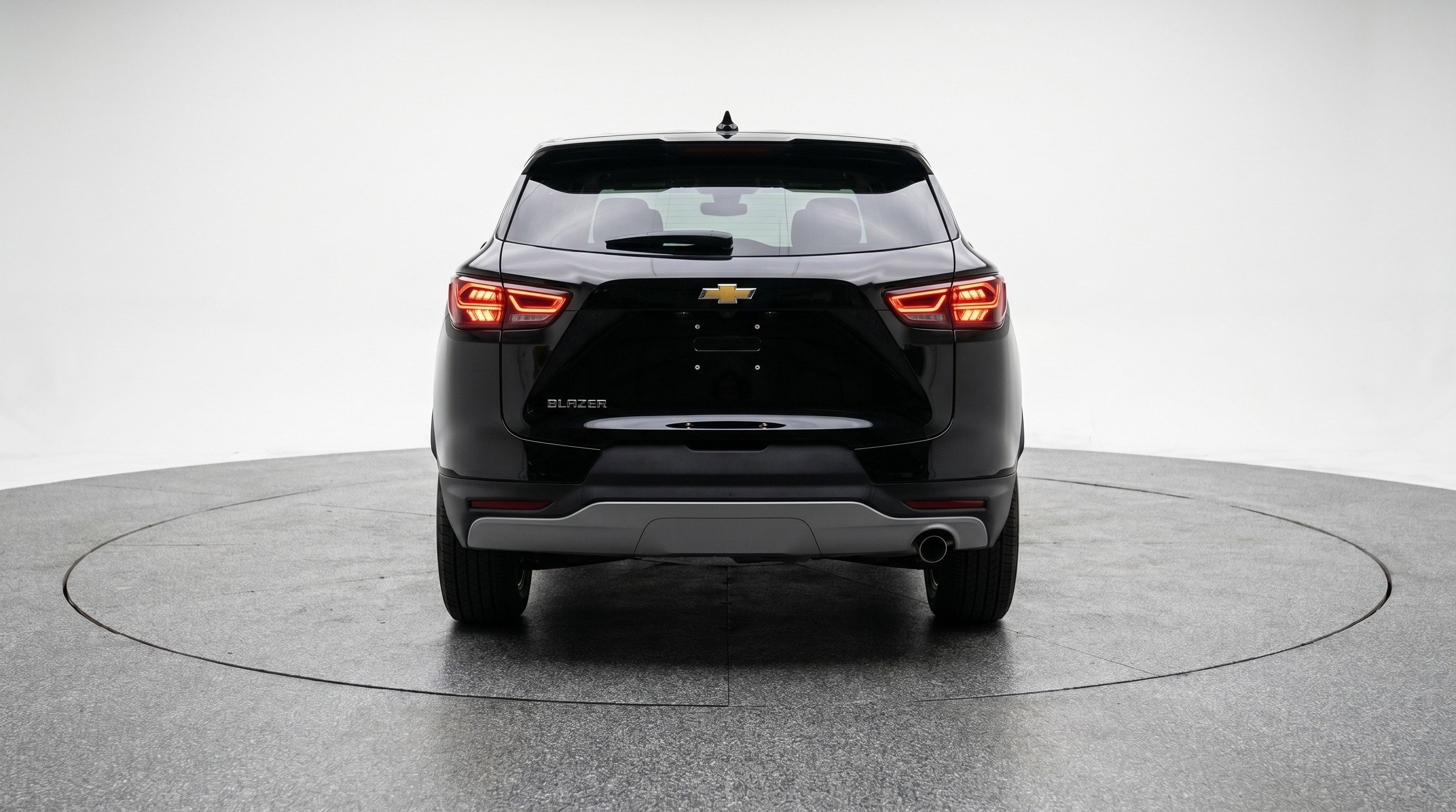Used 2025 Chevrolet Blazer LT FWD image 7