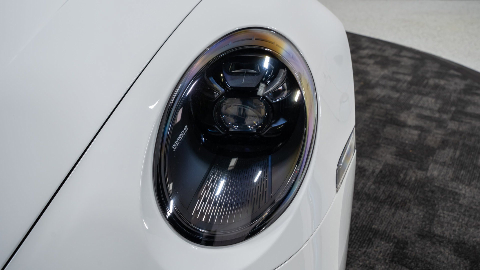 Used 2024 Porsche 911 Targa 4 GTS image 27