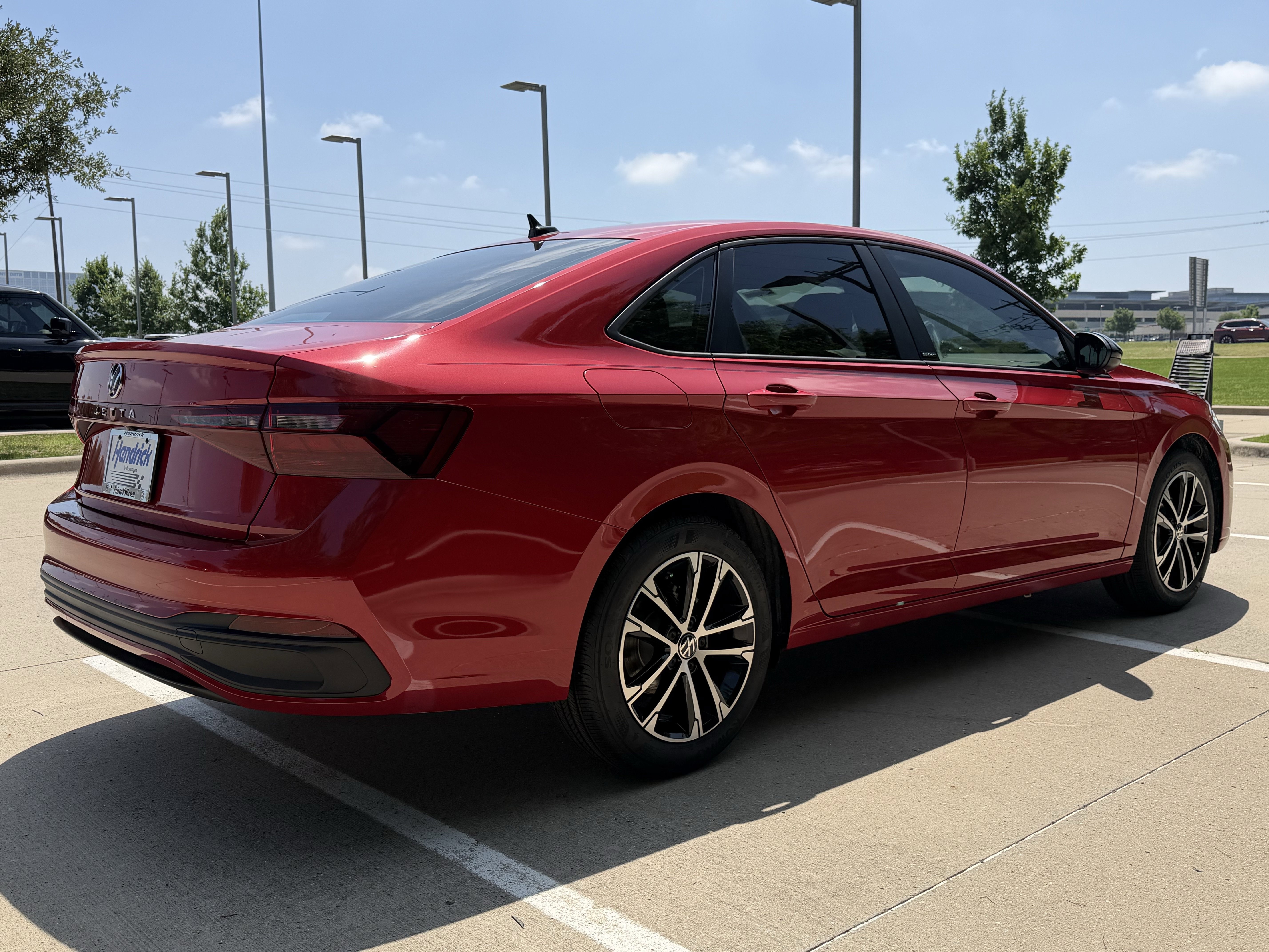 New 2027 Volkswagen Jetta Sport FWD image 4