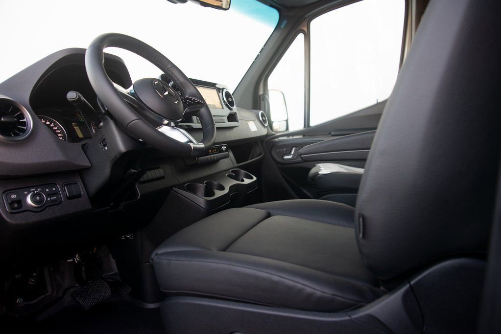 New 2025 Mercedes-Benz Sprinter 2500 image 25