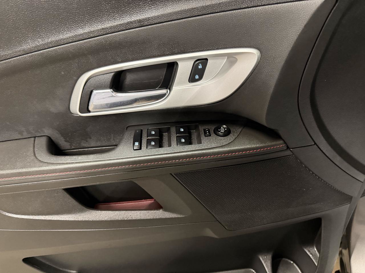 Used 2012 Chevrolet Equinox LT FWD image 9