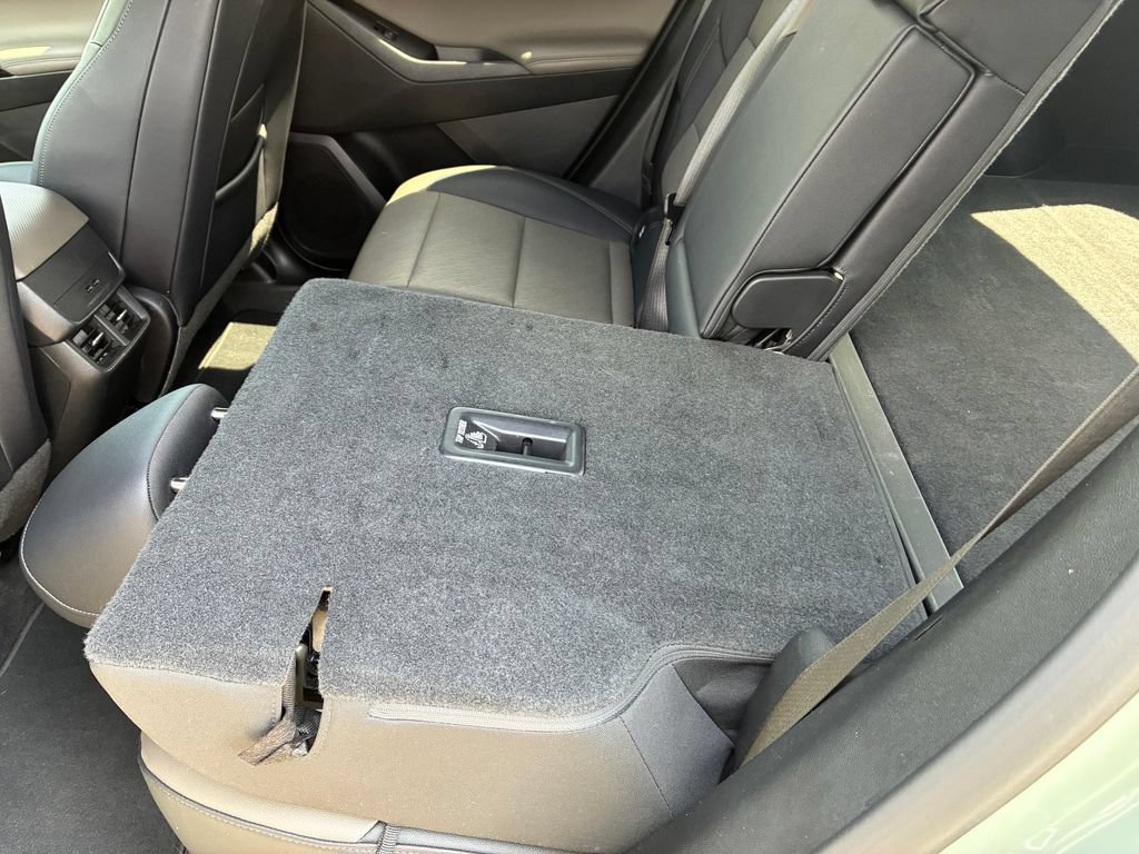 Used 2025 Chevrolet Equinox LT w/ Convenience Package II FWD image 26