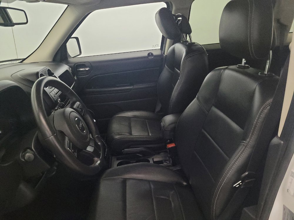 Used 2017 Jeep Patriot High Altitude AWD/4WD image 17