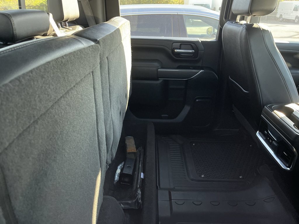 Used 2022 GMC Sierra 2500 AT4 w/ AT4 Preferred Package AWD/4WD image 9