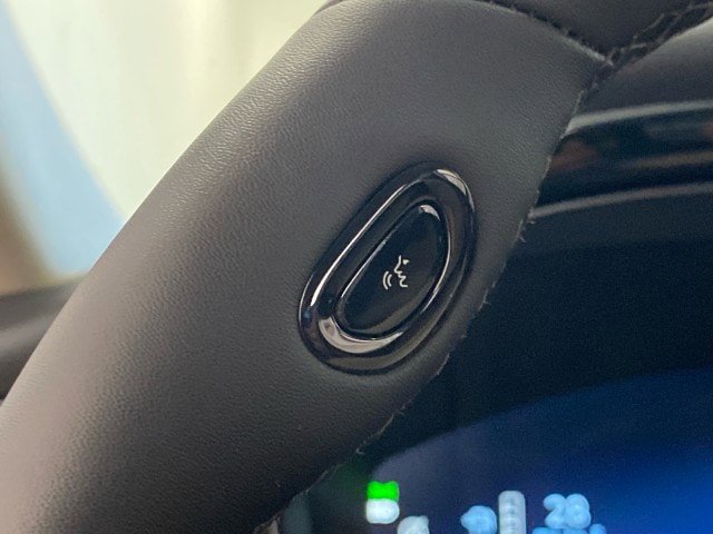 New 2025 Lincoln Corsair AWD w/ Equipment Group 101A image 25