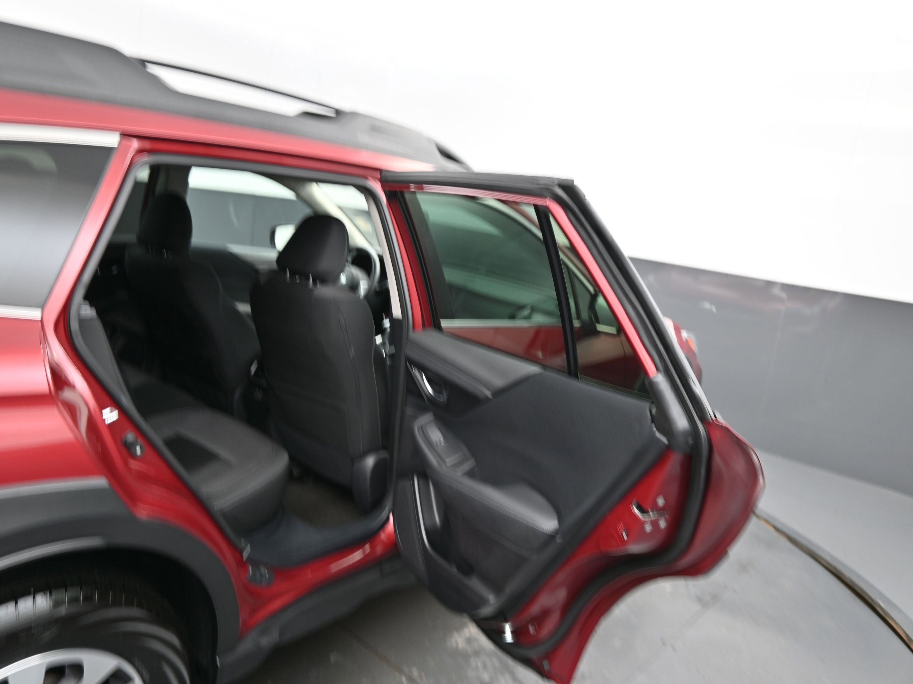 Used 2025 Subaru Outback Premium image 12