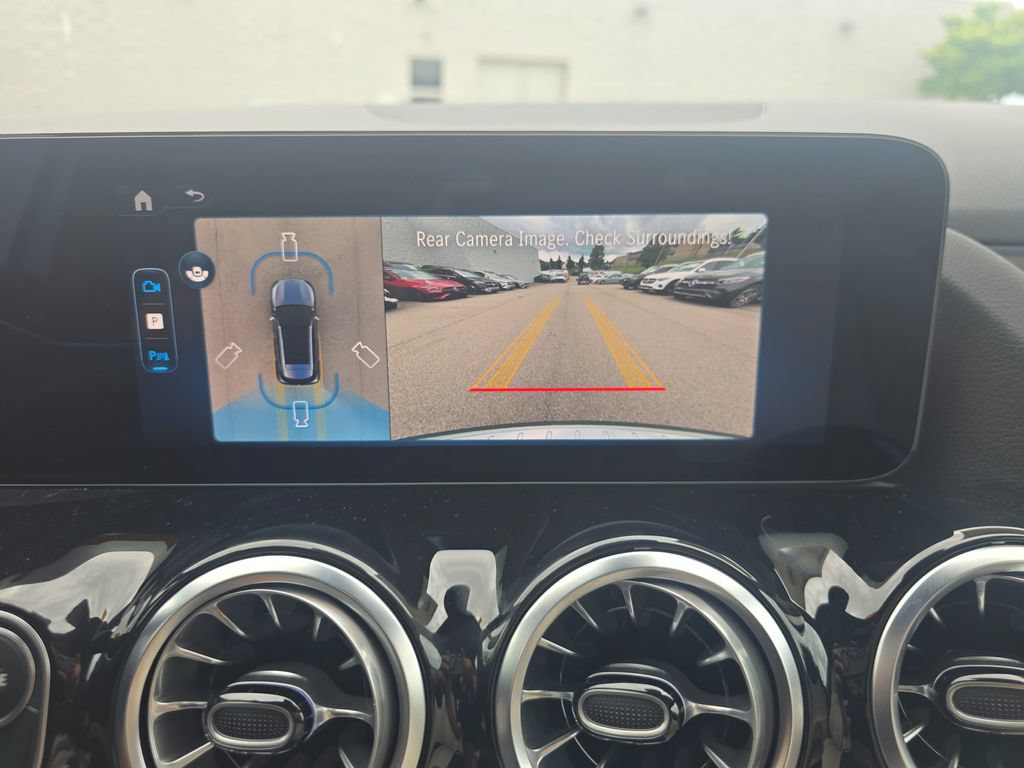 New 2026 Mercedes-Benz GLA 250 4MATIC image 19