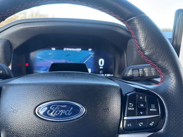 Used 2025 Ford Explorer ST-Line w/ ST-Line Street Pack image 15