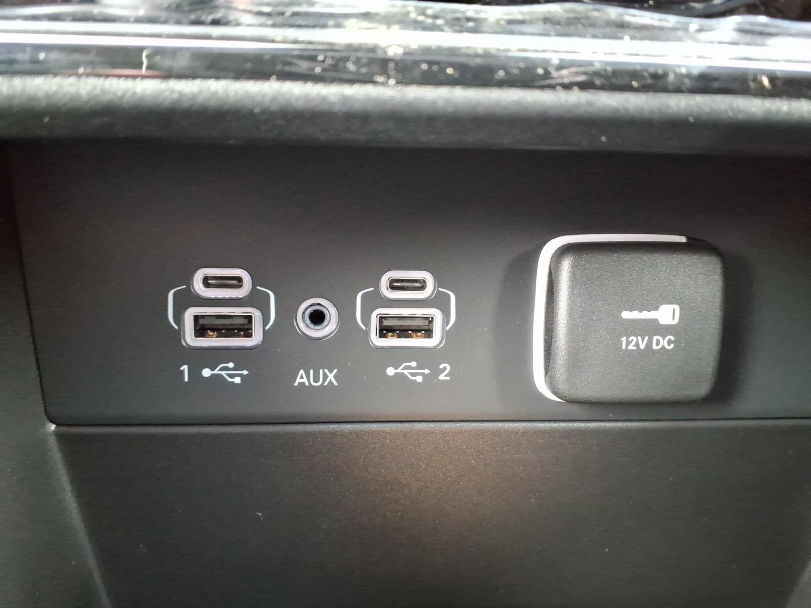 New 2026 Jeep Grand Cherokee Limited AWD/4WD image 13