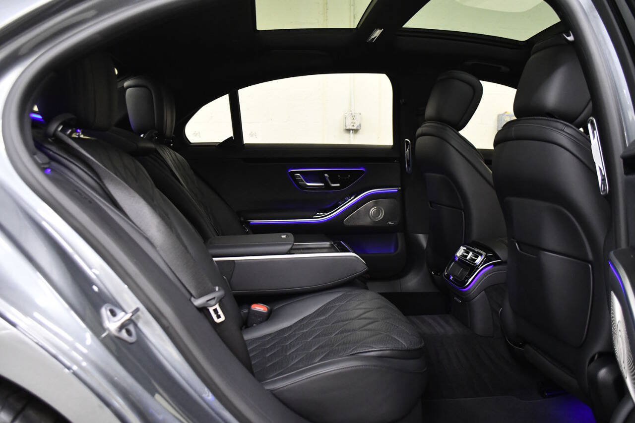 Used 2022 Mercedes-Benz S 580 4MATIC Sedan image 16