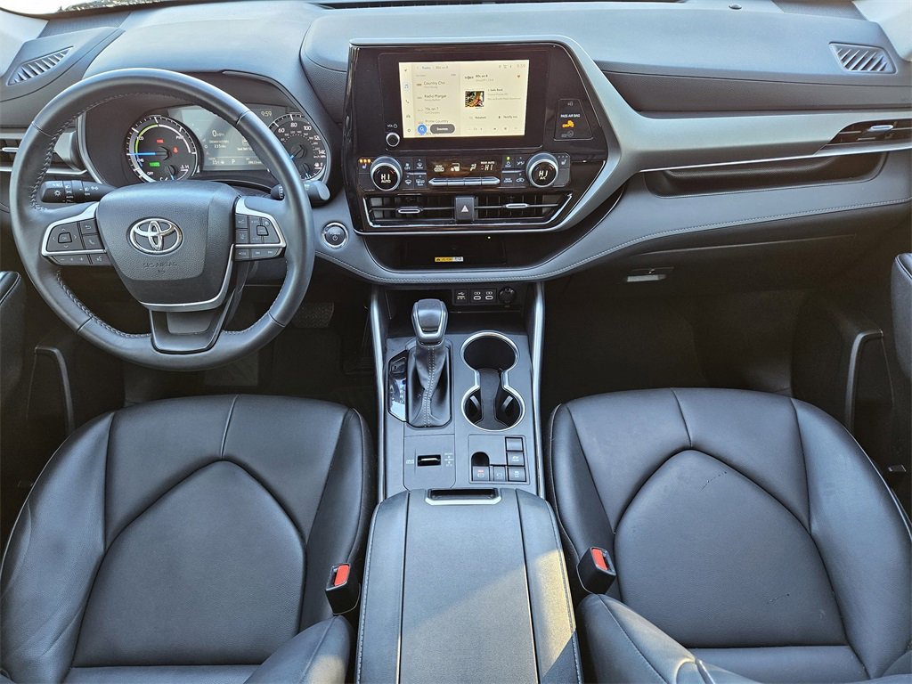 Certified 2023 Toyota Highlander XLE image 26
