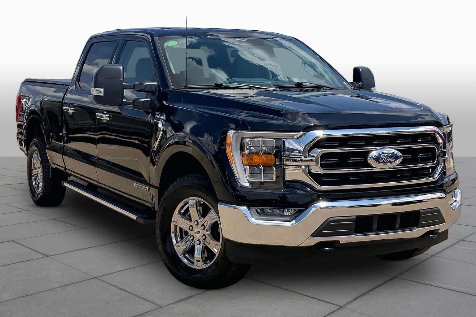 Used 2023 Ford F150 XLT w/ Equipment Group 302A High AWD/4WD image 3