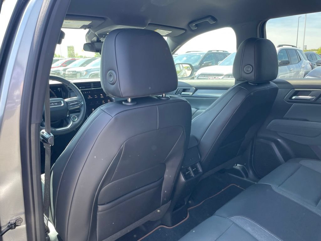 New 2026 GMC Terrain AT4 AWD/4WD image 25
