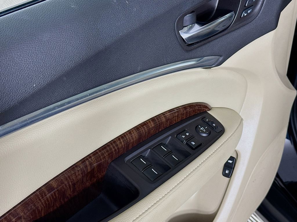 Used 2020 Acura MDX FWD image 17