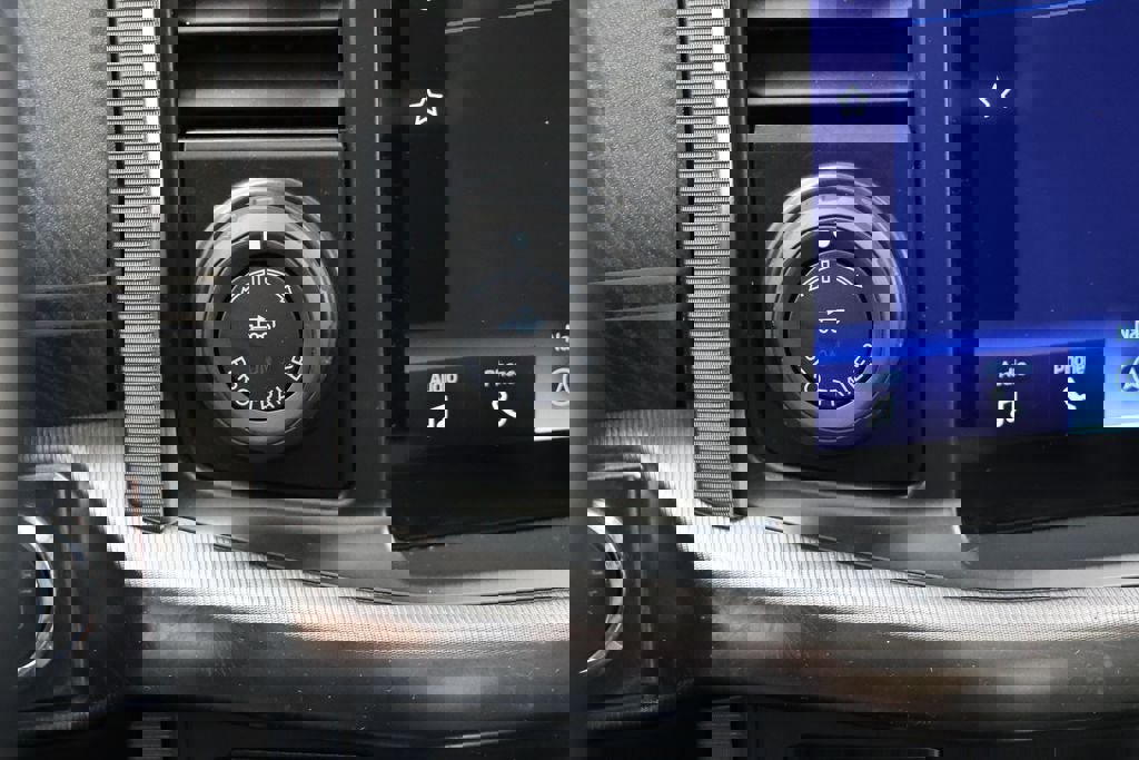 Used 2023 Ford F150 Platinum w/ Equipment Group 701A High image 34