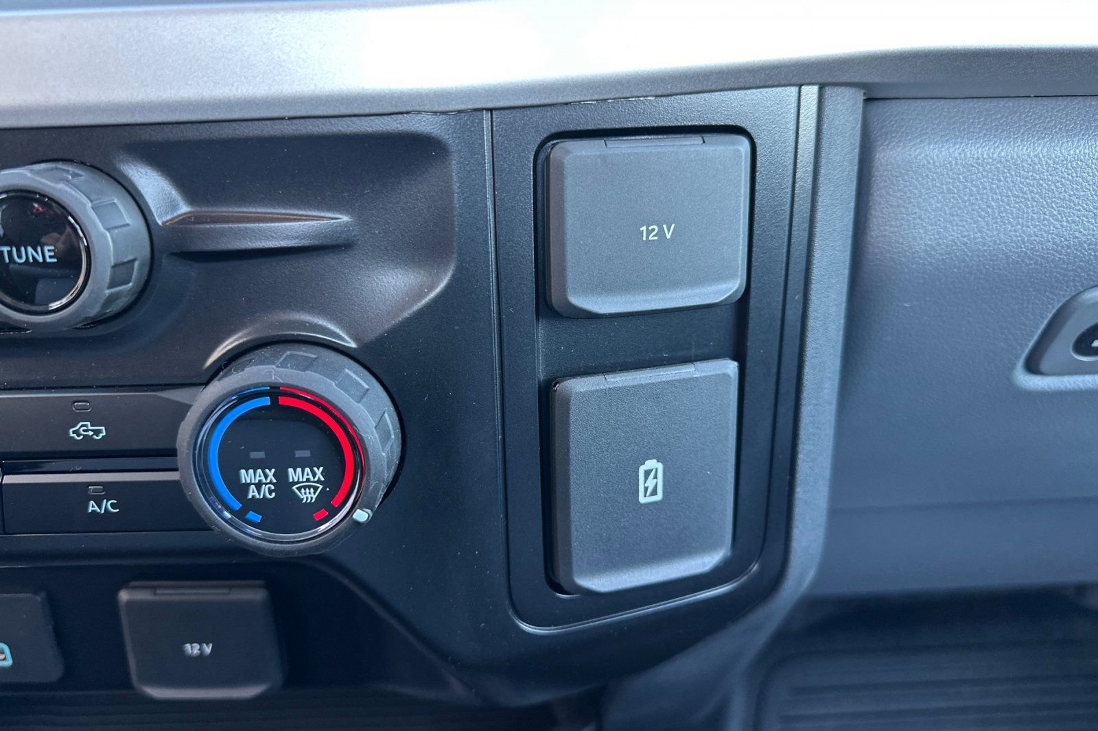 New 2026 Ford F350 XL w/ XL Chrome Package image 30