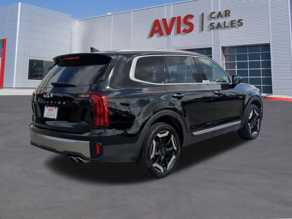 Used 2025 Kia Telluride S image 6