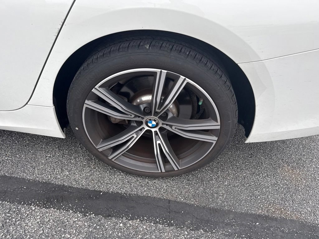 Used 2023 BMW 330i xDrive Sedan w/ Driving Assistance Package AWD/4WD image 6